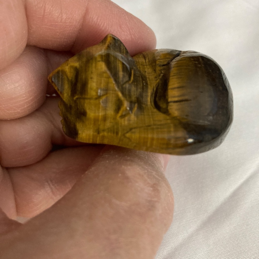 Tiger Eye Cat. NWOT. Amazing coloring and shine. Flawless. - Picture 3 of 3